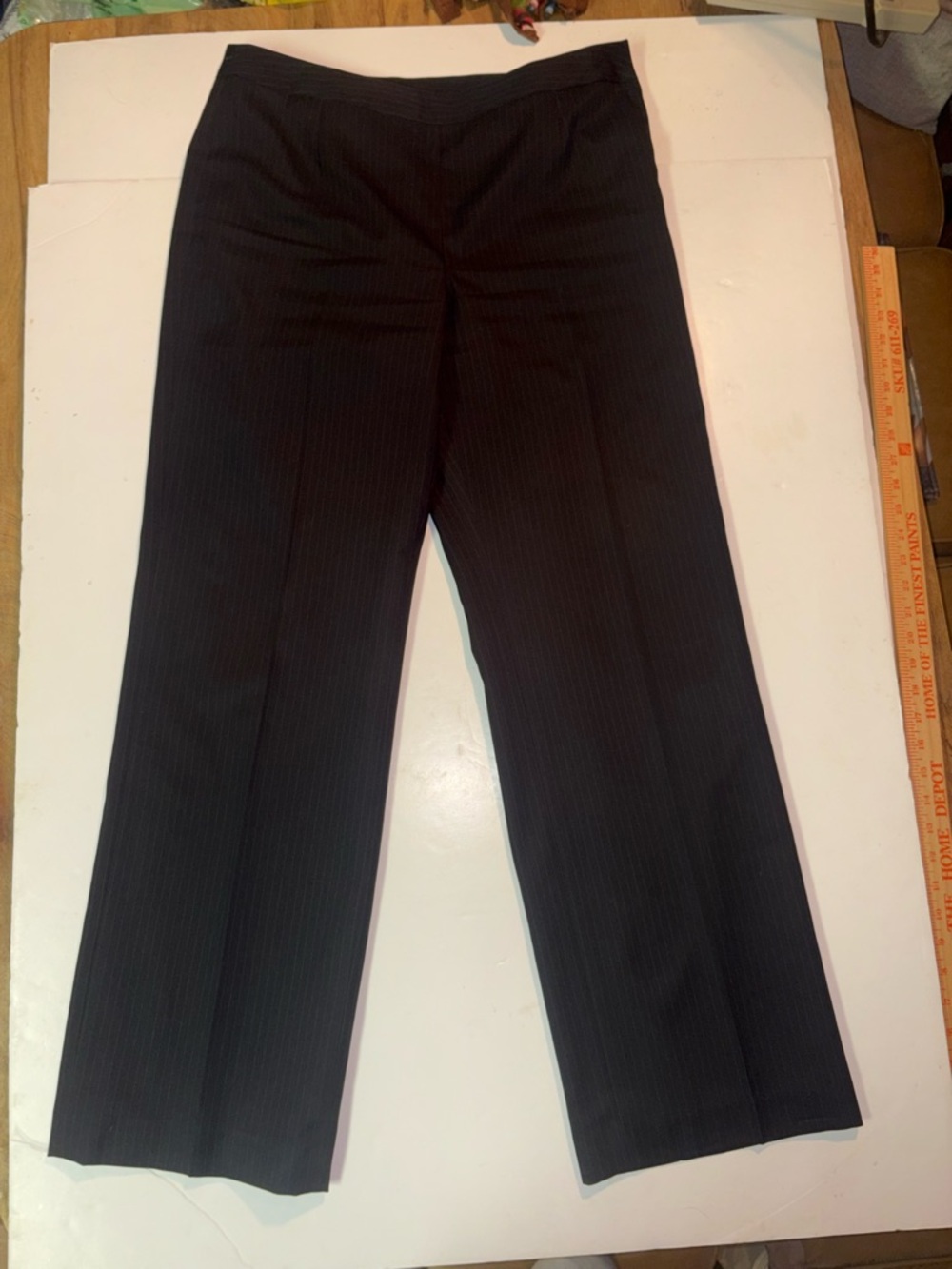 Evan-Picone Women’s Pinstripes Suit Pants Charcoal Size 8 - Side Zipper / Clasp